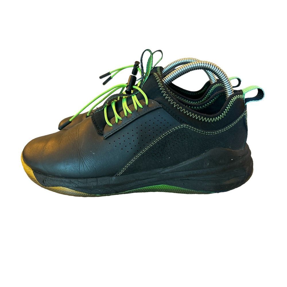 Clove Classic 8.5W 7M Black Green Neon Casual Comfort Nursing Walkers‎ “SOLD”